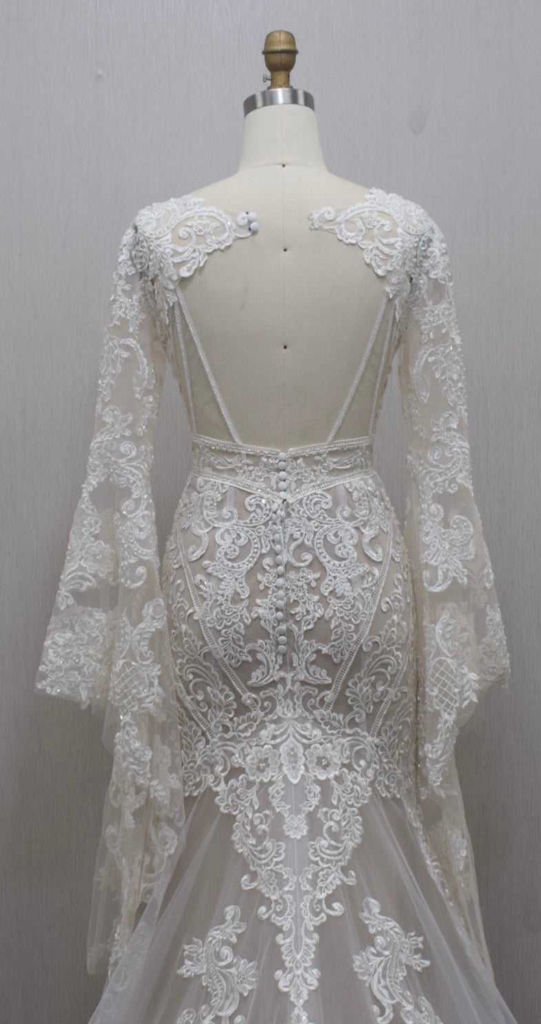 Boho Nude Bridal Dress V Neck Lace Appliqué Ruffle Sleeves Open Back Chapel Flower Shaped Train