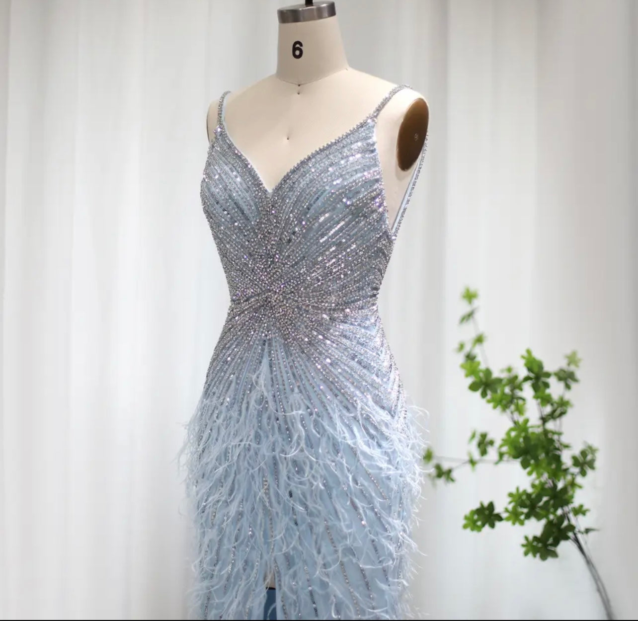 Luxury Beaded Feathers Mermaid Silver Gray Evening Dress Guest of Wedding Halter Backless Formal Gown