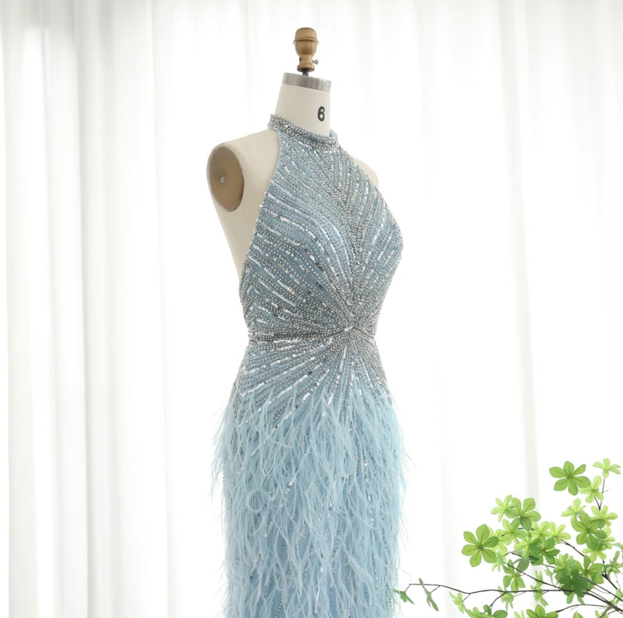 Luxury Beaded Feathers Mermaid Silver Gray Evening Dress Guest of Wedding Halter Backless Formal Gown