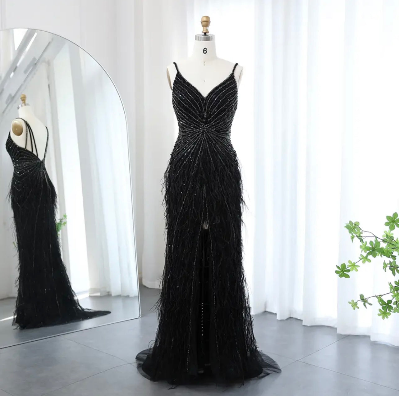 Luxury Beaded Feathers Mermaid Silver Gray Evening Dress Guest of Wedding Halter Backless Formal Gown