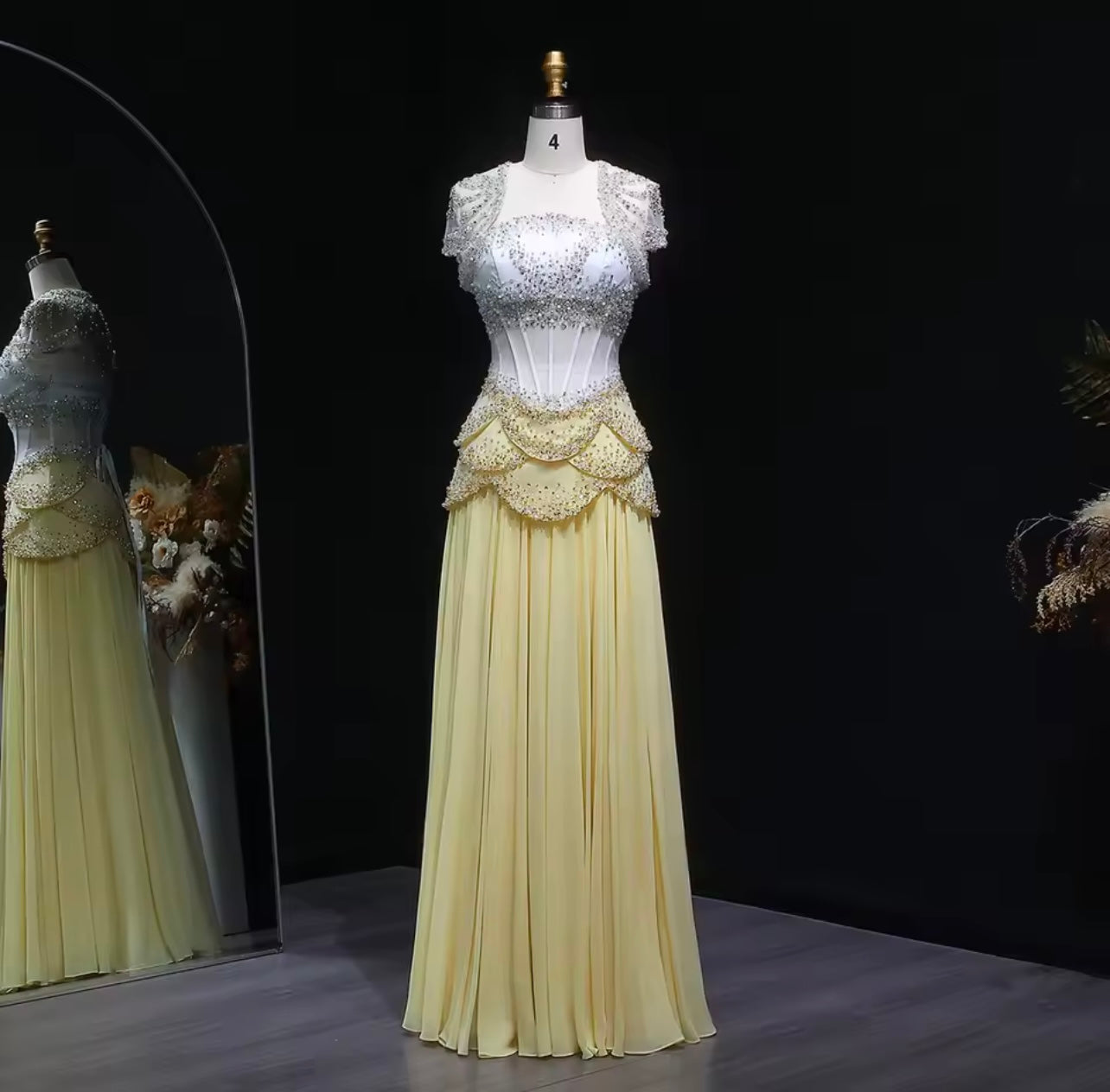 Elegant Chiffon Corset Celebrity Evening Dress with Jacket Flare Sleeves Ball Gown