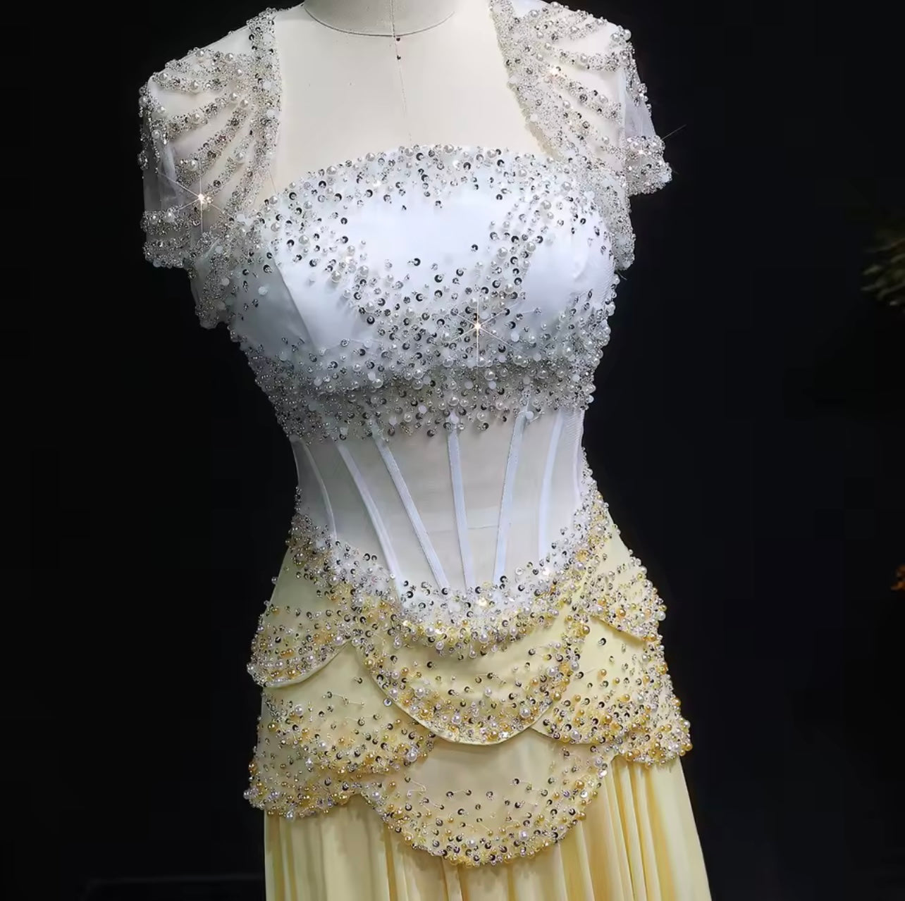 Elegant Chiffon Corset Celebrity Evening Dress with Jacket Flare Sleeves Ball Gown