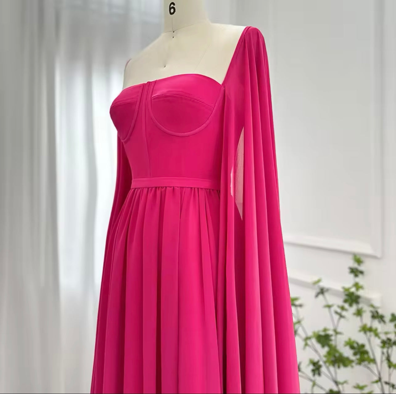 Fancy Dubai Evening Dresses with Cape Sleeves Elegant Women Guest of Wedding Gala Formal Gown