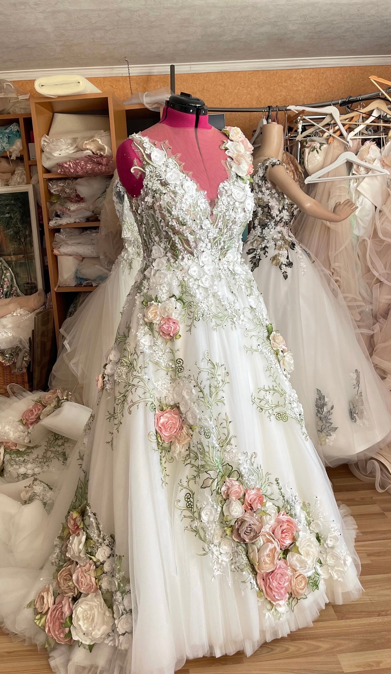 Bridal Gown 3D Flower Detail V Neck Fairytail Wedding Dress